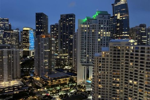 Condominio en venta en Miami, Florida, 2 dormitorios, 164.99 m2 № 1809267 - foto 3