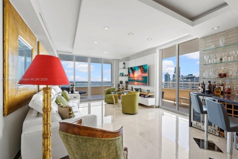 Condominio en venta en Miami, Florida, 2 dormitorios, 164.99 m2 № 1809267 - foto 22