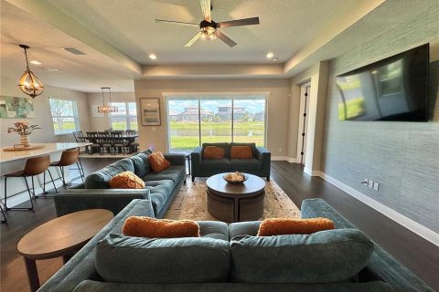 House in Bradenton, Florida 4 bedrooms, 305.09 sq.m. № 1670624 - photo 14