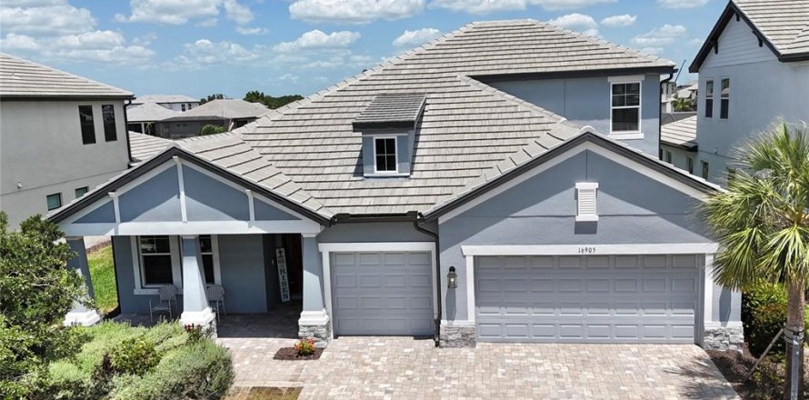 House in Bradenton, Florida 4 bedrooms, 305.09 sq.m. № 1670624