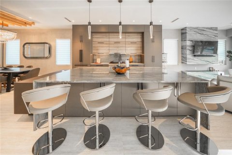 Casa en venta en Sarasota, Florida, 4 dormitorios, 221.66 m2 № 1662480 - foto 5
