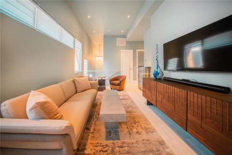 Casa en venta en Sarasota, Florida, 4 dormitorios, 221.66 m2 № 1662480 - foto 10