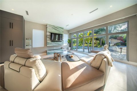 Casa en venta en Sarasota, Florida, 4 dormitorios, 221.66 m2 № 1662480 - foto 6