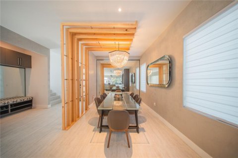 Casa en venta en Sarasota, Florida, 4 dormitorios, 221.66 m2 № 1662480 - foto 4