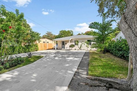 Villa ou maison à Fort Lauderdale, Floride 3 chambres № 2040066