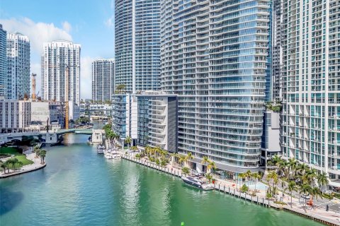 Condominio en venta en Miami, Florida, 2 dormitorios, 133.5 m2 № 1877627 - foto 26