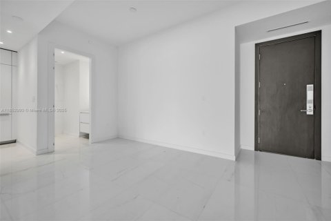 Condominio en venta en Miami, Florida, 2 dormitorios, 133.5 m2 № 1877627 - foto 13