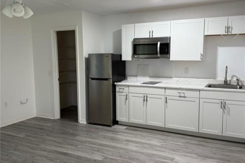 Casa en alquiler en Lakeland, Florida, 3 dormitorios, 176.61 m2 № 1877099 - foto 23