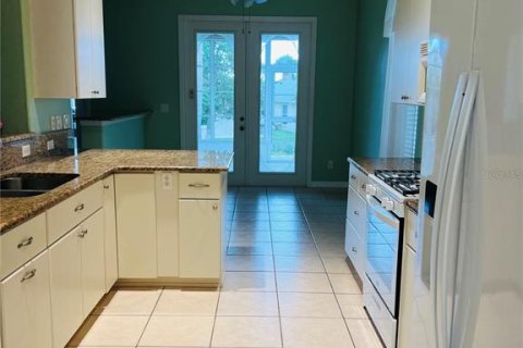 Снять в аренду виллу или дом в Таварес, Флорида 9 комнат, 171.68м2, № 1909331 - фото 9