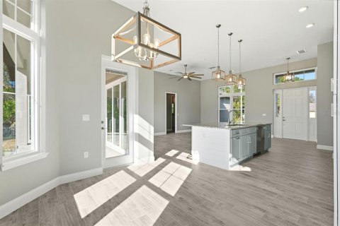 House in Palm Coast, Florida 3 bedrooms, 166.11 sq.m. № 2110274 - photo 16