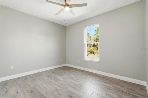 House in Palm Coast, Florida 3 bedrooms, 166.11 sq.m. № 2110274 - photo 21