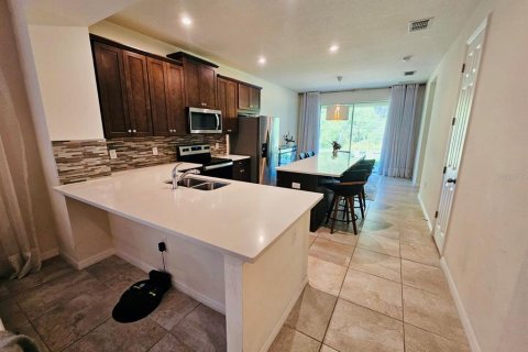 House in Kissimmee, Florida 3 bedrooms, 158.49 sq.m. № 1721492 - photo 15
