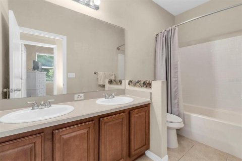 House in New Port Richey, Florida 4 bedrooms, 182.83 sq.m. № 1898564 - photo 24
