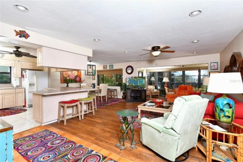 Copropriété à vendre à Punta Gorda, Floride: 2 chambres, 154.22 m2 № 1856305 - photo 5