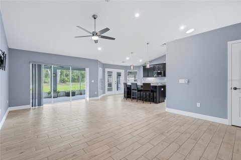Villa ou maison à vendre à Spring Hill, Floride: 4 chambres, 185.71 m2 № 2216951 - photo 13