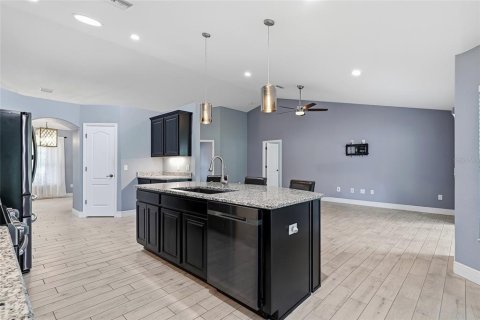 Villa ou maison à vendre à Spring Hill, Floride: 4 chambres, 185.71 m2 № 2216951 - photo 20