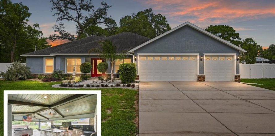 Villa ou maison à Spring Hill, Floride 4 chambres, 185.71 m2 № 2216951