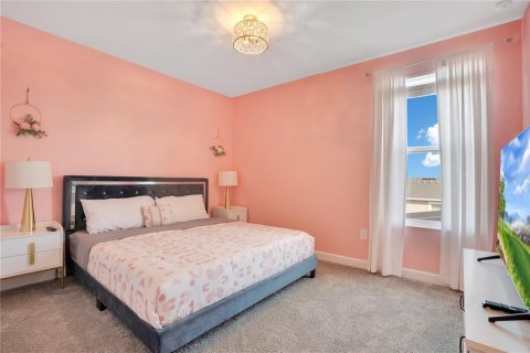 Casa en alquiler en Davenport, Florida, 6 dormitorios, 305.74 m2 № 1895001 - foto 18