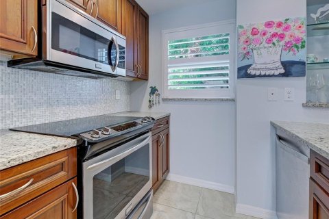 Copropriété à vendre à Venice, Floride: 2 chambres, 90.3 m2 № 2215438 - photo 8