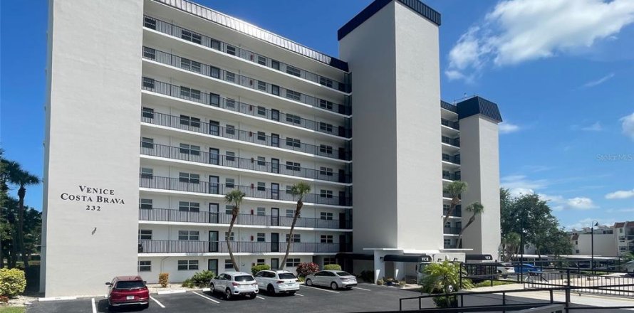 Condo à Venice, Floride, 2 chambres № 2215438