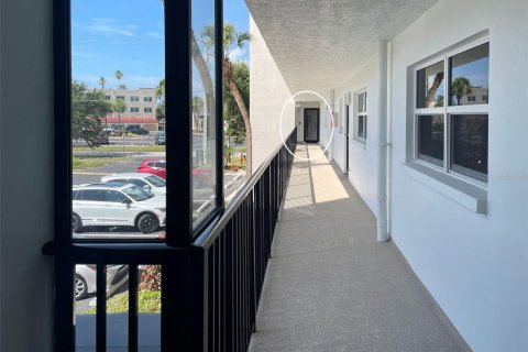 Copropriété à vendre à Venice, Floride: 2 chambres, 90.3 m2 № 2215438 - photo 6