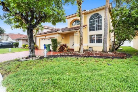 Villa ou maison à Margate, Floride 4 chambres, 211.45 m2 № 2274370