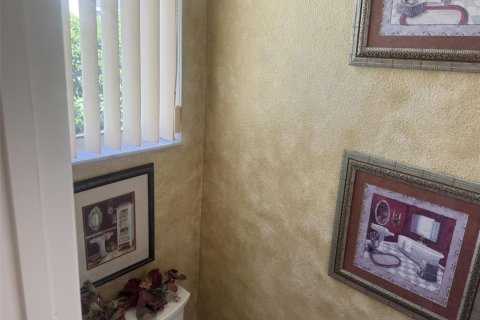 Casa en venta en Orlando, Florida, 4 dormitorios, 242.1 m2 № 1910364 - foto 19