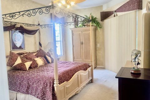 Casa en venta en Orlando, Florida, 4 dormitorios, 242.1 m2 № 1910364 - foto 15