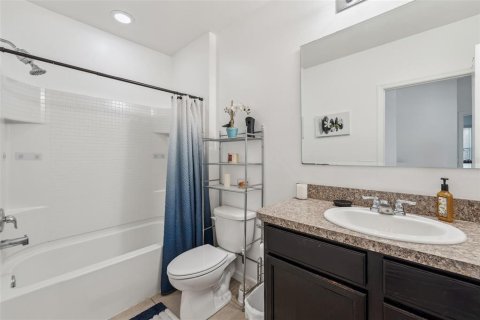 Condo in Orlando, Florida, 3 bedrooms  № 1792241 - photo 19