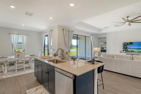 Снять в аренду виллу или дом в Лейквуд Ранч, Флорида 4 спальни, 260.13м2, № 1249927 - фото 17