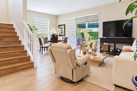 Touwnhouse à louer à Miami, Floride: 3 chambres, 155.89 m2 № 2385015 - photo 19