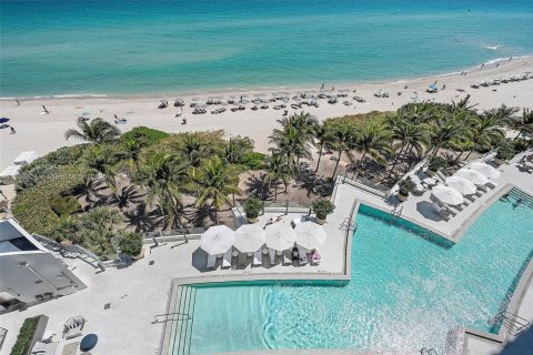 Copropriété à vendre à Sunny Isles Beach, Floride: 1 chambre, 80.08 m2 № 1579864 - photo 7