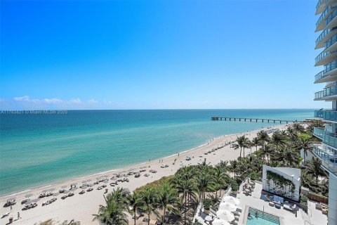 Copropriété à vendre à Sunny Isles Beach, Floride: 1 chambre, 80.08 m2 № 1579864 - photo 18