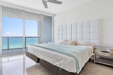 Copropriété à vendre à Sunny Isles Beach, Floride: 1 chambre, 80.08 m2 № 1579864 - photo 19