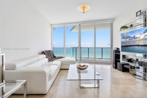 Copropriété à vendre à Sunny Isles Beach, Floride: 1 chambre, 80.08 m2 № 1579864 - photo 8