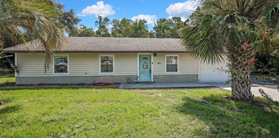 House in Homosassa, Florida 3 bedrooms, 93.65 sq.m. № 2395917
