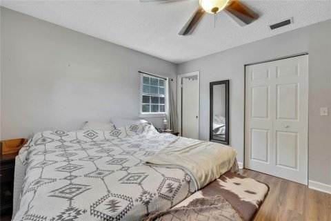 House in Homosassa, Florida 3 bedrooms, 93.65 sq.m. № 2395917 - photo 13