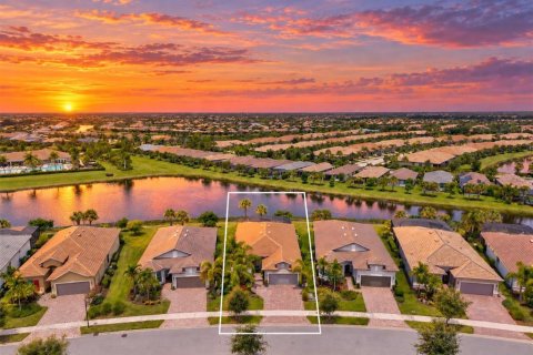 Casa en Venice, Florida 3 dormitorios, 195.84 m2 № 2355840
