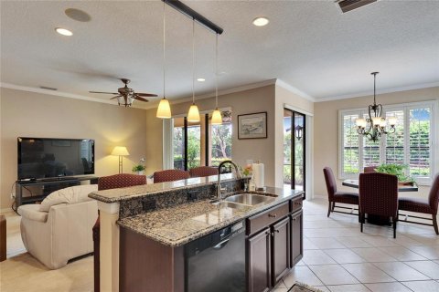 Villa ou maison à vendre à Apollo Beach, Floride: 2 chambres, 179.58 m2 № 1569325 - photo 14