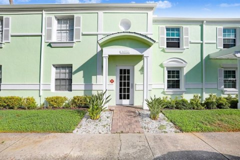 Condo in Saint Petersburg, Florida, 2 bedrooms  № 2144594 - photo 19