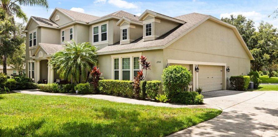House in Apopka, Florida 5 bedrooms, 367.99 sq.m. № 1818863