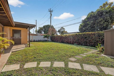 Купить виллу или дом в Хайалиа, Флорида 4 спальни, 144.93м2, № 2026504 - фото 18