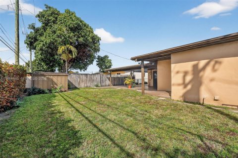 Купить виллу или дом в Хайалиа, Флорида 4 спальни, 144.93м2, № 2026504 - фото 21