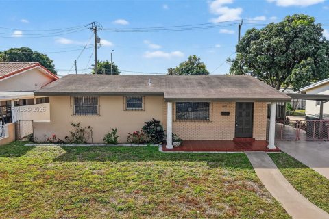 Дом в Хайалиа, Флорида 4 спальни, 144.93м2 № 2026504