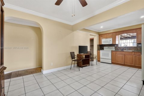 Купить виллу или дом в Хайалиа, Флорида 4 спальни, 144.93м2, № 2026504 - фото 28