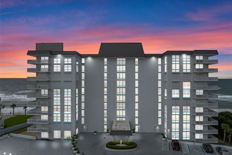 Купить кондоминиум в Ормонд-Бич, Флорида 7 комнат, 113.99м2, № 1907482 - фото 2