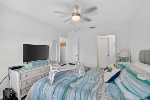 Condo in Boca Raton, Florida, 2 bedrooms  № 2190979 - photo 17