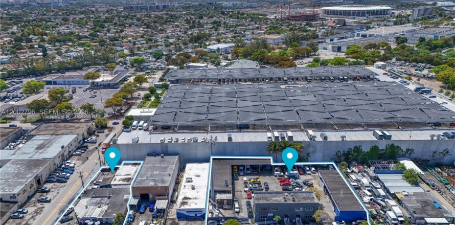 Immobilier commercial à Miami, Floride № 2066224