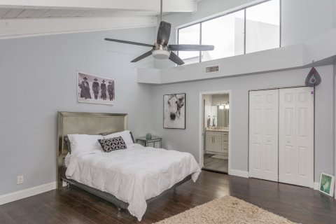 Copropriété à louer à Jupiter, Floride: 2 chambres, 107.77 m2 № 1145815 - photo 1