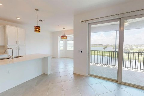 Copropriété à louer à Punta Gorda, Floride: 2 chambres, 111.3 m2 № 2403278 - photo 11